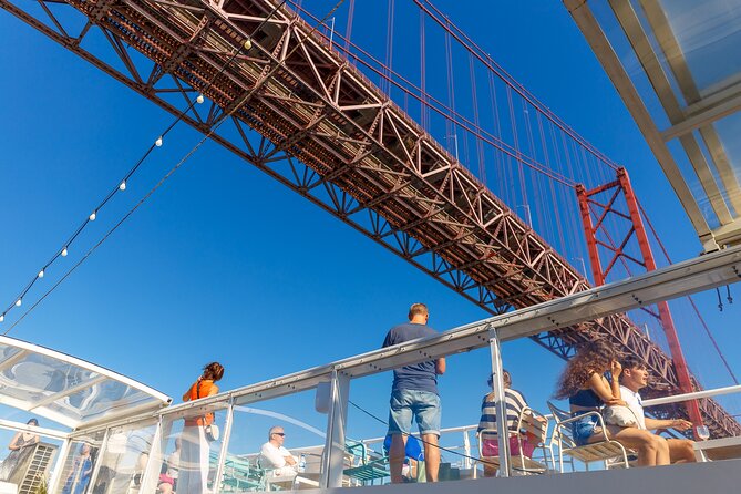 Lisbon River Boat Sightseeing Tour With a Drink - Customer Reviews and Feedback