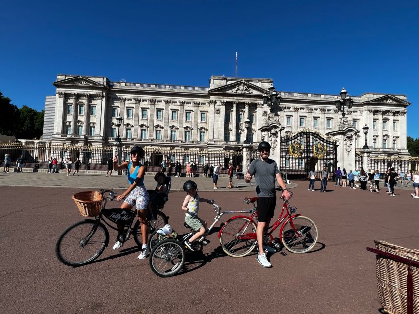 London: Private Family Guided Bike Tour With Childseats - Meeting Point Information