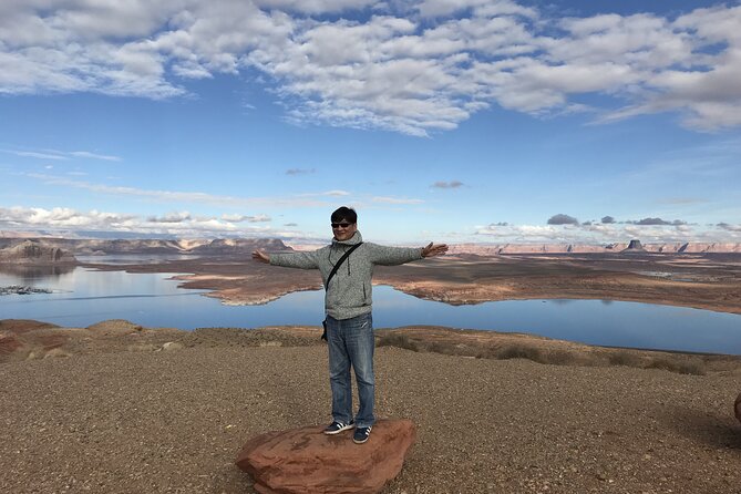 Lower Antelope Canyon & Horseshoe Bend Small Group Tour W/ Lunch - Pricing and Booking