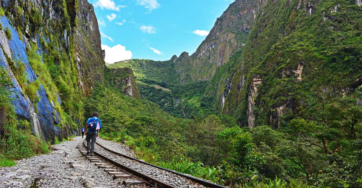 Machu Picchu by Car 2 Days - Key Points