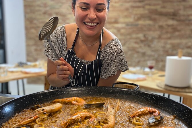 Make Seafood Paella and Sangria With a Top Chef in Barcelona - Accessibility Information