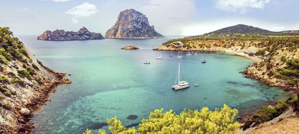 Mallorca & Ibiza Tour (Ink. Ferry, City, Beach, Club, Tapas) - Suitability