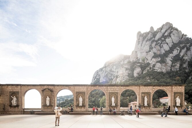 Montserrat and Sitges Guided Day Tour From Barcelona - Mountain to Sea - Important Dress and Weather Tips