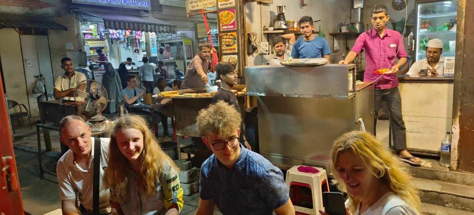 Mumbai: Street Food Tour - Eat Like a Local With Sunset View - Inclusions for a Memorable Tour