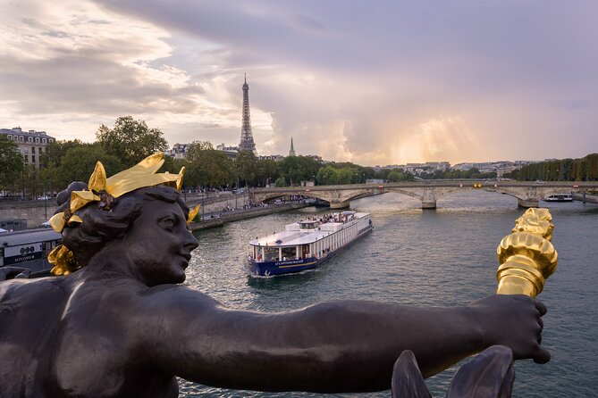 Paris Capitaine Fracasse 3 Course Seine River Dinner Cruise - Customer Reviews and Feedback