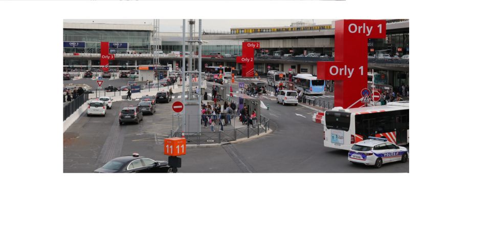 Paris: Private Transfer To/From Orly Airport - Stress-Free Travel Experience