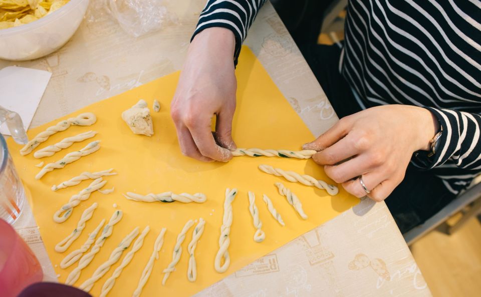 Pasta Masterclass With 4th-Generation Naples Pasta Expert - Class Inclusions