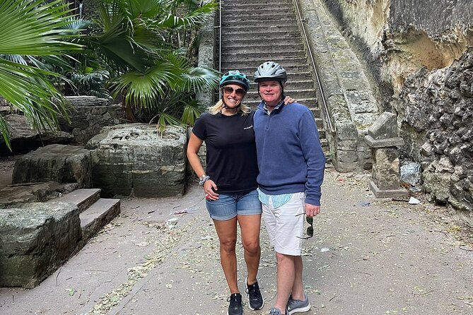 Rent E-bicycles in Nassau - Safety Tips for Biking