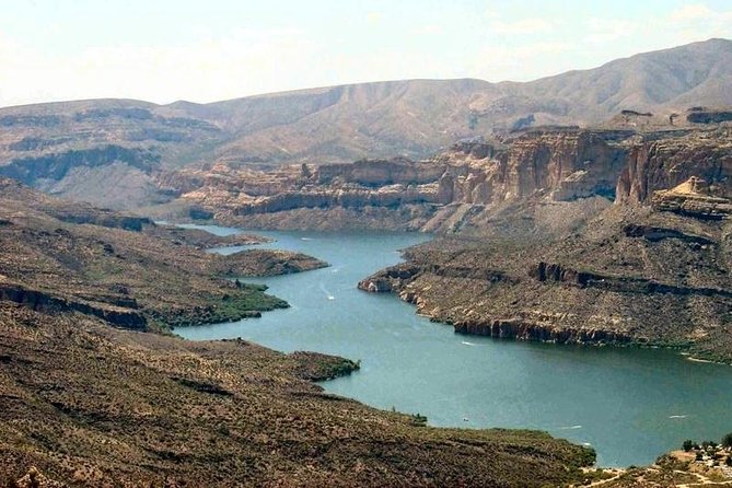 Small Group Apache Trail Day Tour With Dolly Steamboat From Phoenix - Traveler Experiences