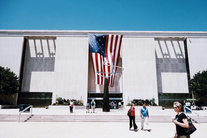 Smithsonian Museum of American History Exclusive Guided Tour - Meeting Point Information