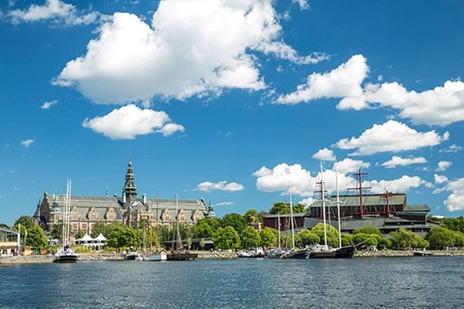 Stockholm Bridges Sightseeing Cruise - Unique Sightseeing Perspective