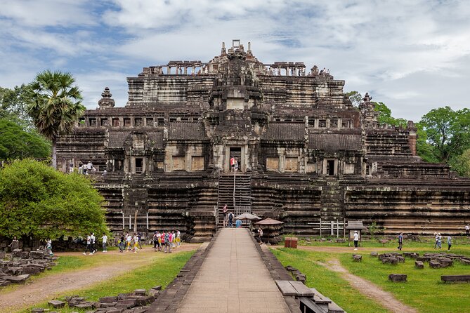 Sun Rise at Angkor Wat Small Group Day Tour From Siem Reap - Accessibility Information