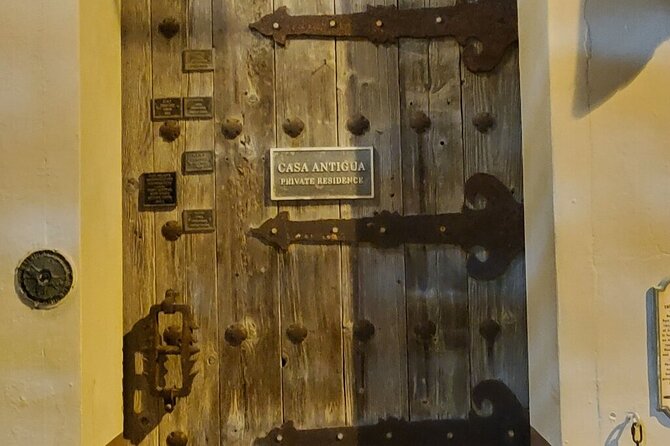 The Dark Side of Key West Ghost Tour - Tips for a Great Experience
