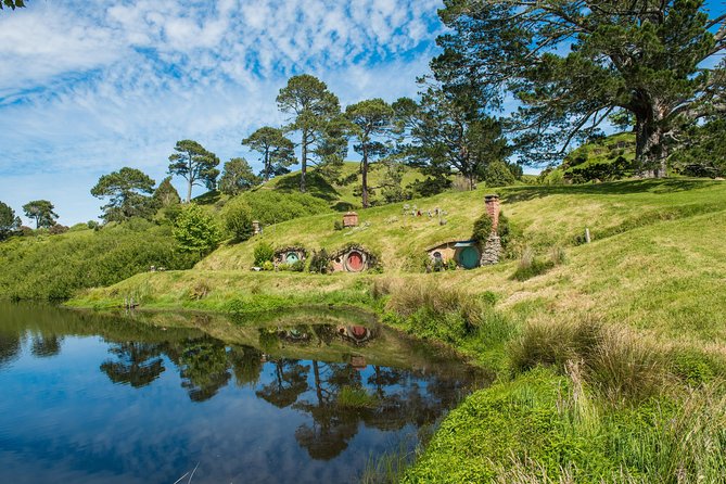 The Hobbiton Movie Set Small-Group Guided Tour From Auckland - Booking Information