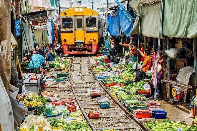 Train Market and Floating Market Half Day Tour - Train Market Insights