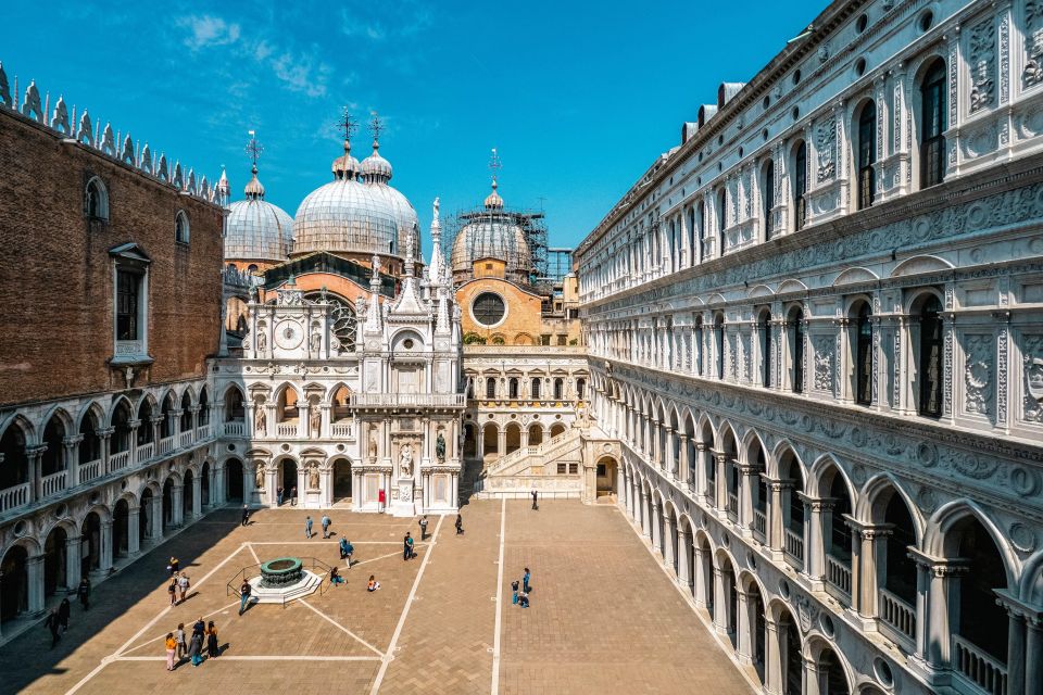 Venice: Doges Palace Fast-Track Guided Tour With Prisons - Accessibility Considerations