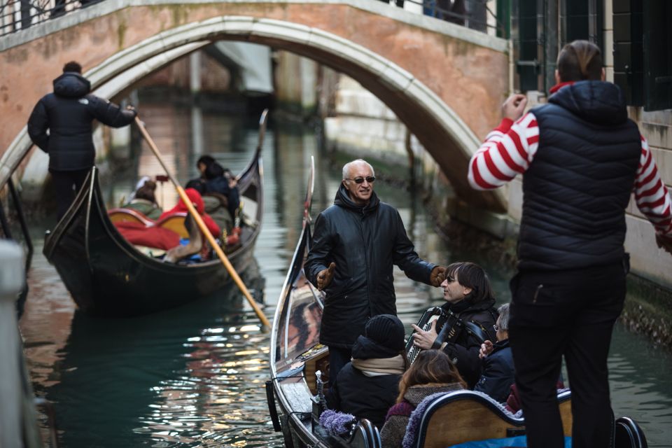 Venice: Gondola Serenade on the Grand Canal With Mask - Exploring Venice Beyond the Ride