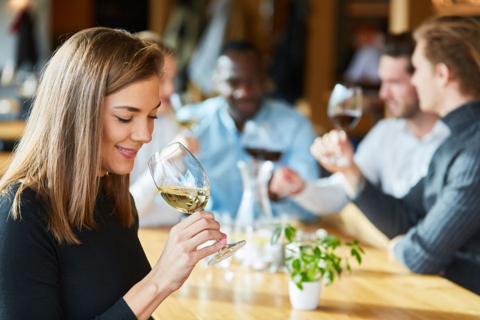 Wine and Food Tasting Tour in Hamburg Old Town - Grape Varieties and Regions