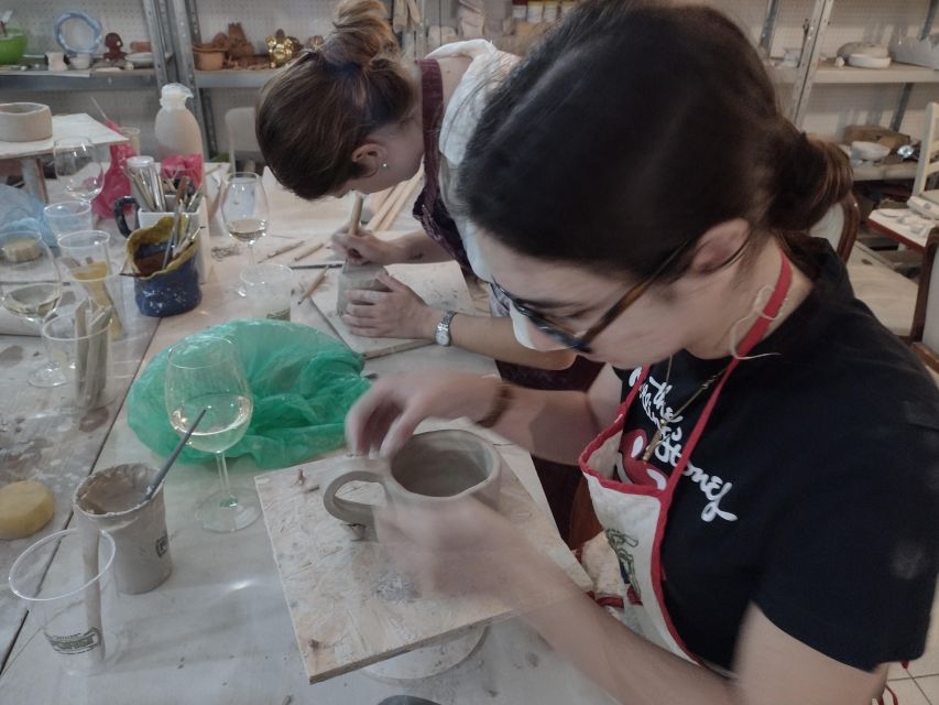 Wine and Pottery Workshop at Smart Lab Verona - Frequently Asked Questions