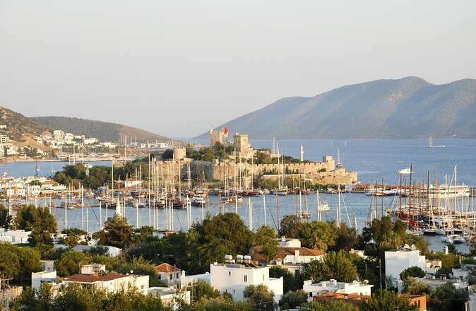 6 Hours Private Charter Boat Tour With Lunch in Bodrum - Key Points