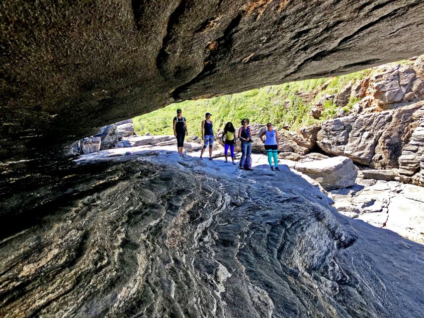 Armação Dos Búzios: Walk Through the Natural Pools in Búzios - Meeting Points and Logistics