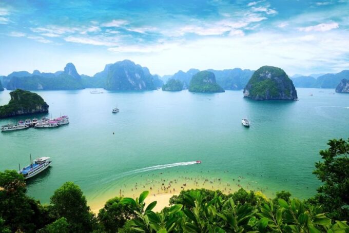 Bai Tu Long Bay Sail Away in 2D1N - Booking Process