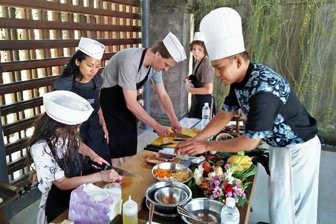 Balinese Cooking Class at The Santai Umalas Kerobokan - What to Expect During the Class