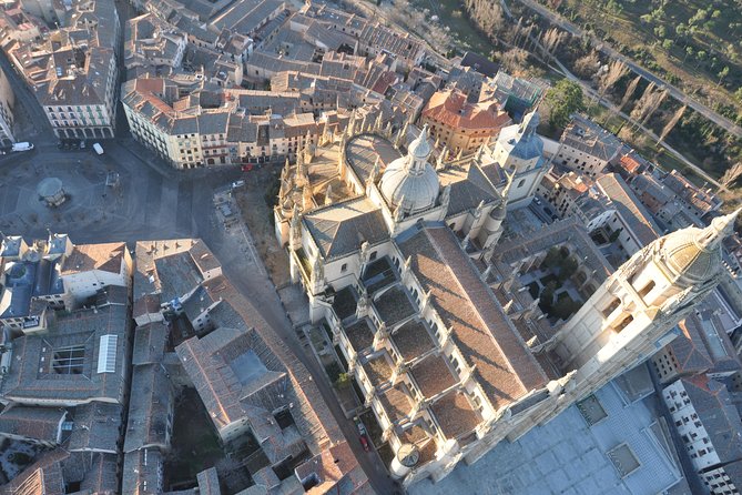 Balloon Ride Over Segovia or Toledo With Optional Transport From Madrid - Customer Reviews and Feedback