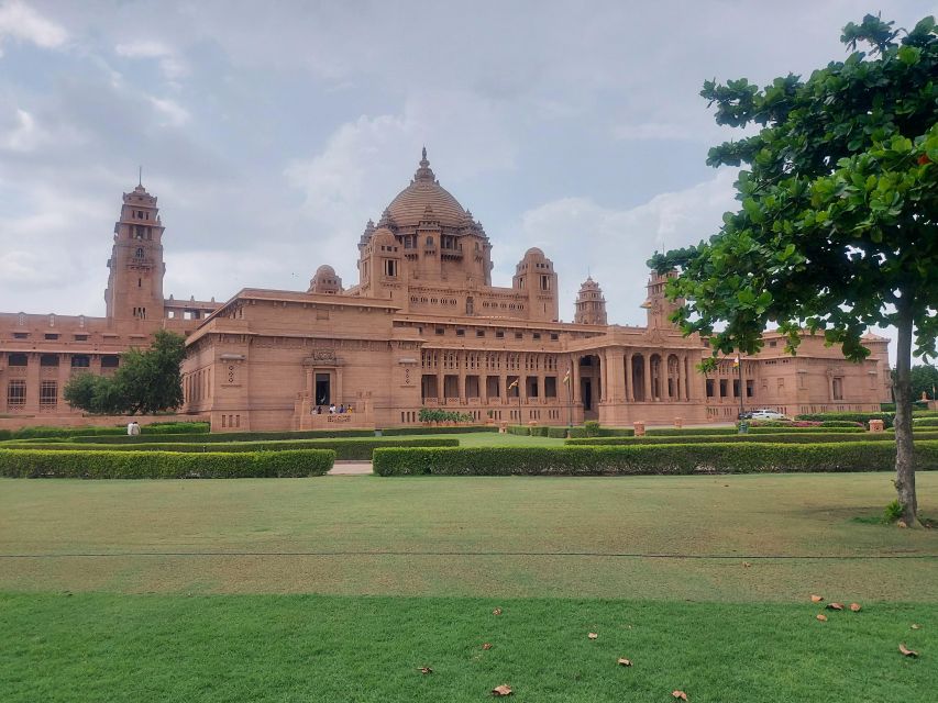 Blue City & Monument Guided Tour With Narender - Local Cultural Experience