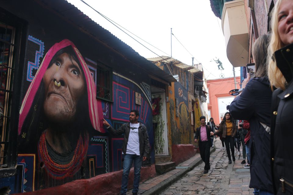 Bogotá: Guided La Candelaria Walking Tour - Customer Feedback and Ratings