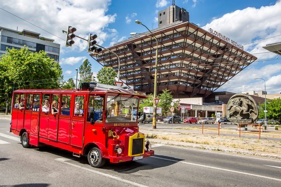 Bratislava: Sightseeing Bus Tour and City Cruise - Accessibility Features