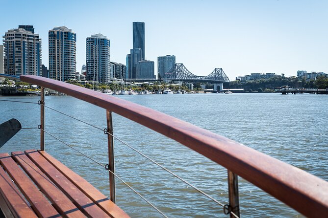 Brisbane Cruise To Lunch Package - Lunch Menu Highlights