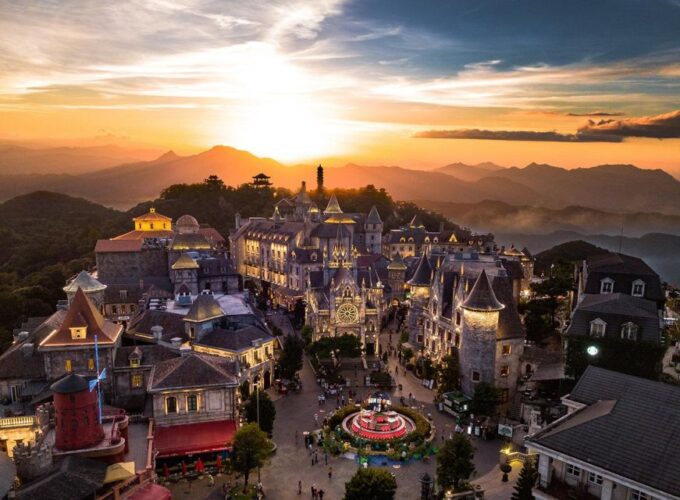 Da Nang: Private Tour to Ba Na Hills and Golden Bridge - Pricing Information