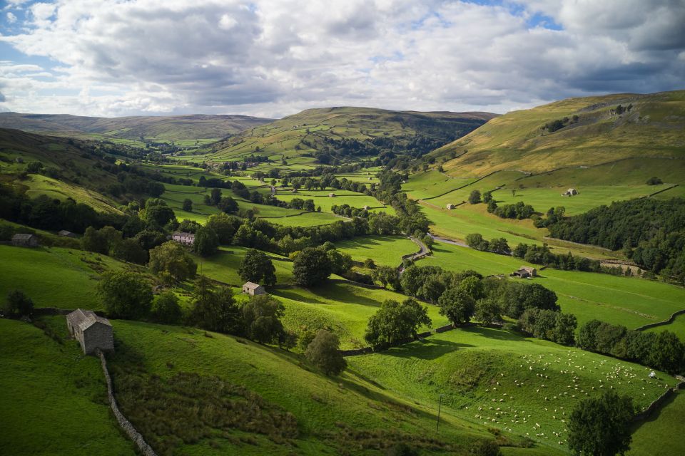 From Lake District: Full-Day Yorkshire Dales Tour - What to Bring on the Tour