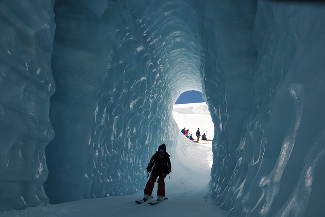 Full Day Ski the Tasman Ex Queenstown - Lunch on the Glacier