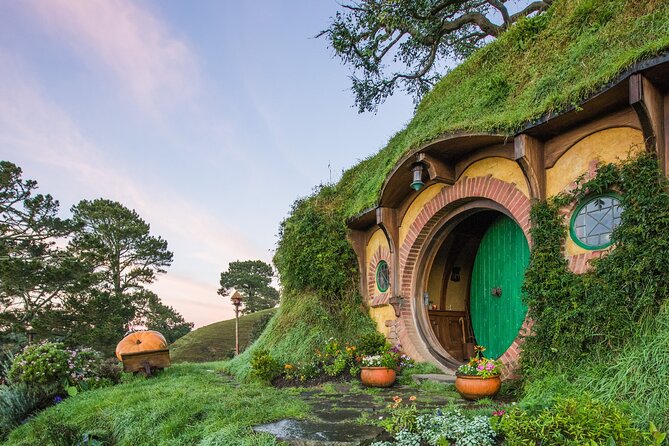 Hobbiton Movie Set Small Group Fully Guided Tour From Auckland - What to Expect