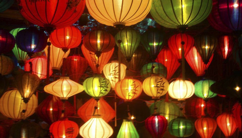 Hoi an by Night: 4-Hour Tour With Dinner - Dining Experience