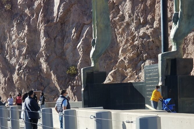 Hoover Dam Tour by Luxury SUV - Booking Process