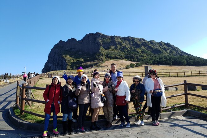 Jeju Island Jumbo Taxi Private Tour With Mr.Hong East of Jeju - Customer Reviews