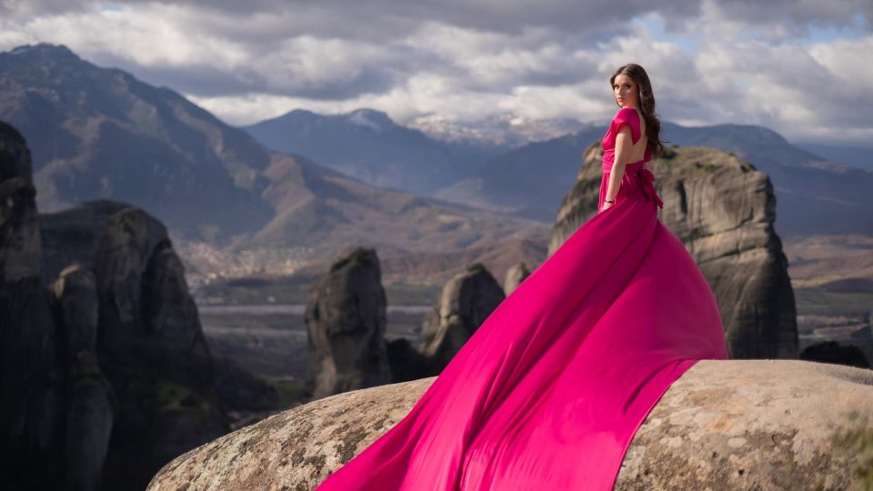 Kalabaka: Meteora Flying Dress Photoshoot - Ideal Locations in Meteora