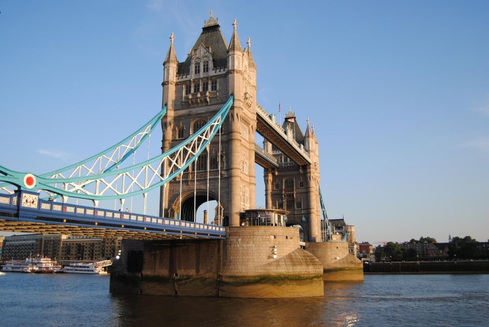 London: 3-Hours Private Walking Tour - Booking and Cancellation Policy