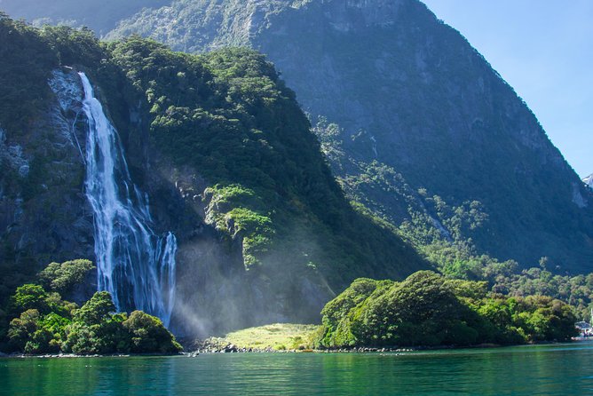 Milford Sound Glacier Flight & Cruise From Wanaka - Customer Reviews and Feedback