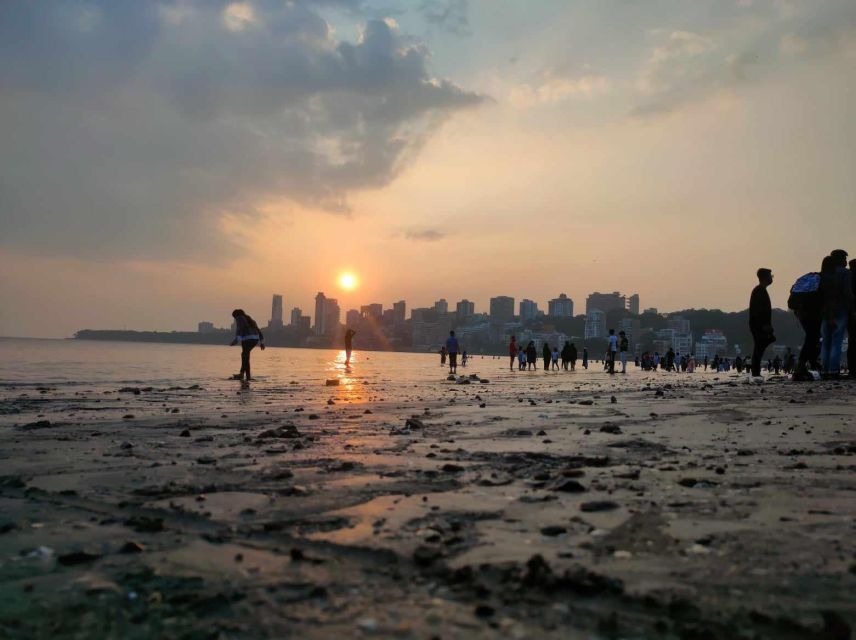 Mumbai: Best Private Nightlife Sightseeing Tour With Food - Must-See Nightlife Spots