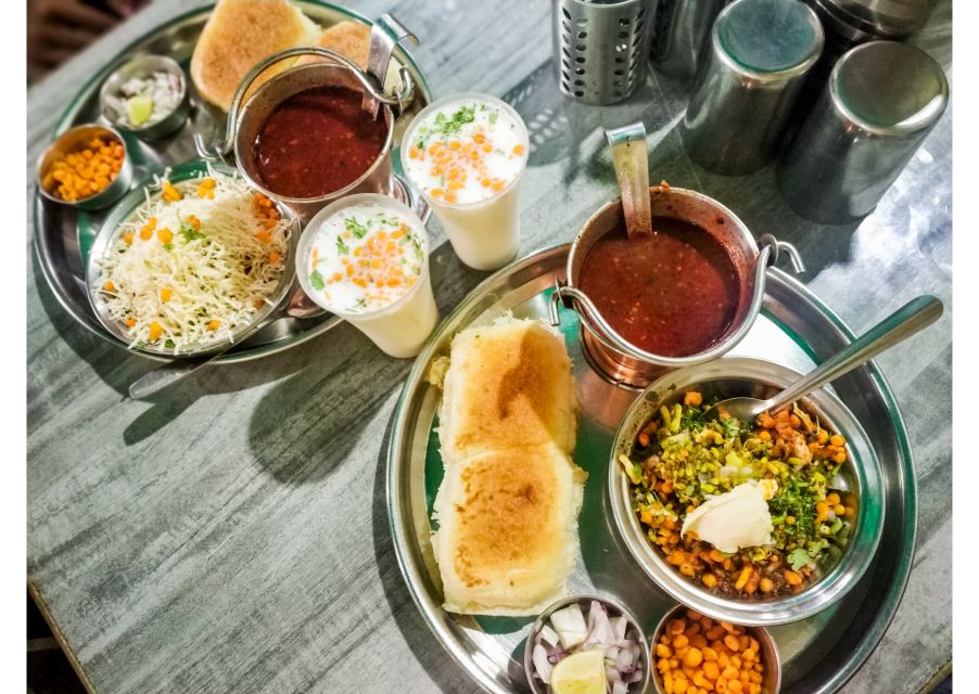 Mumbai Street Food Crawl (2 Hours Guided Food Tasting Tour) - Meeting Point Details