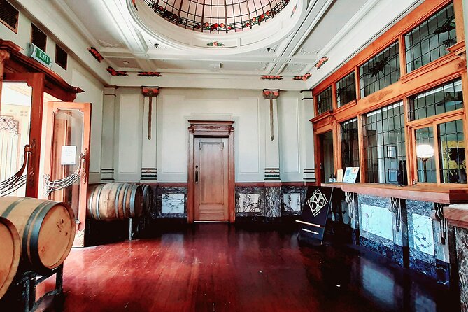 Napier Afternoon Wine, & Gin Tasting (Thurs Thru to Saturdays ) - Transportation and Accessibility