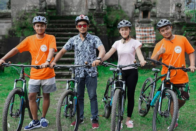 North Bali Cross Country Downhill Cycling - Preparing for the Ride