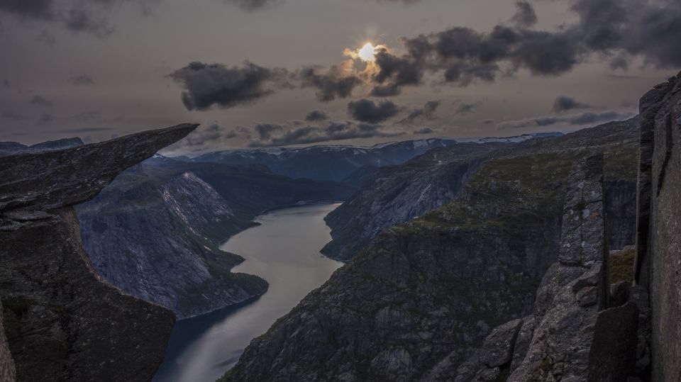 Odda: Trolltunga Via Ferrata, Sunset and Sunrise - Participant Guidelines