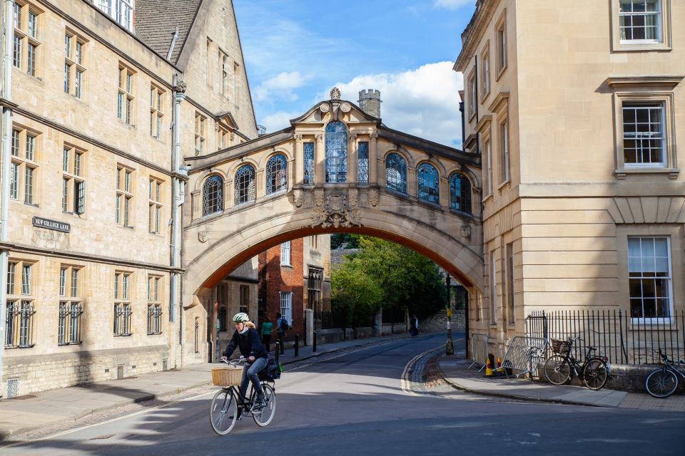 Oxford: University Walking Tour With Christ Church Visit - Important Considerations