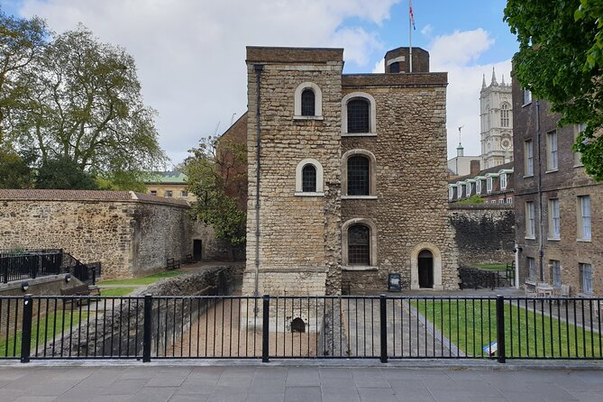 Palaces, Parliament & Power: A Walking Tour of Londons Royal City - Traveler Experiences and Reviews