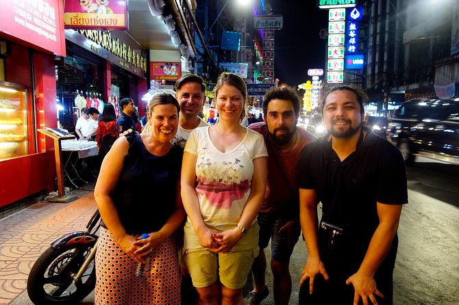 PRIVATE - STEET FOOD TOUR CHINA TOWN Incl. FOOD and Drinks - Tips for Your Tour